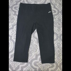 Cropped Work Out Capris